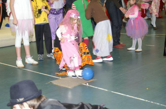 2009-Kinderfasching_48